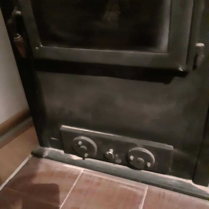 Продавам парна инсталация за отопление на дърва и въглища