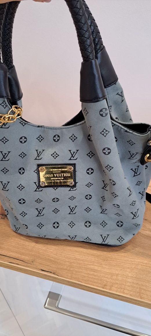 LV ,Michael Cors,Dune London, Mohito чанти
