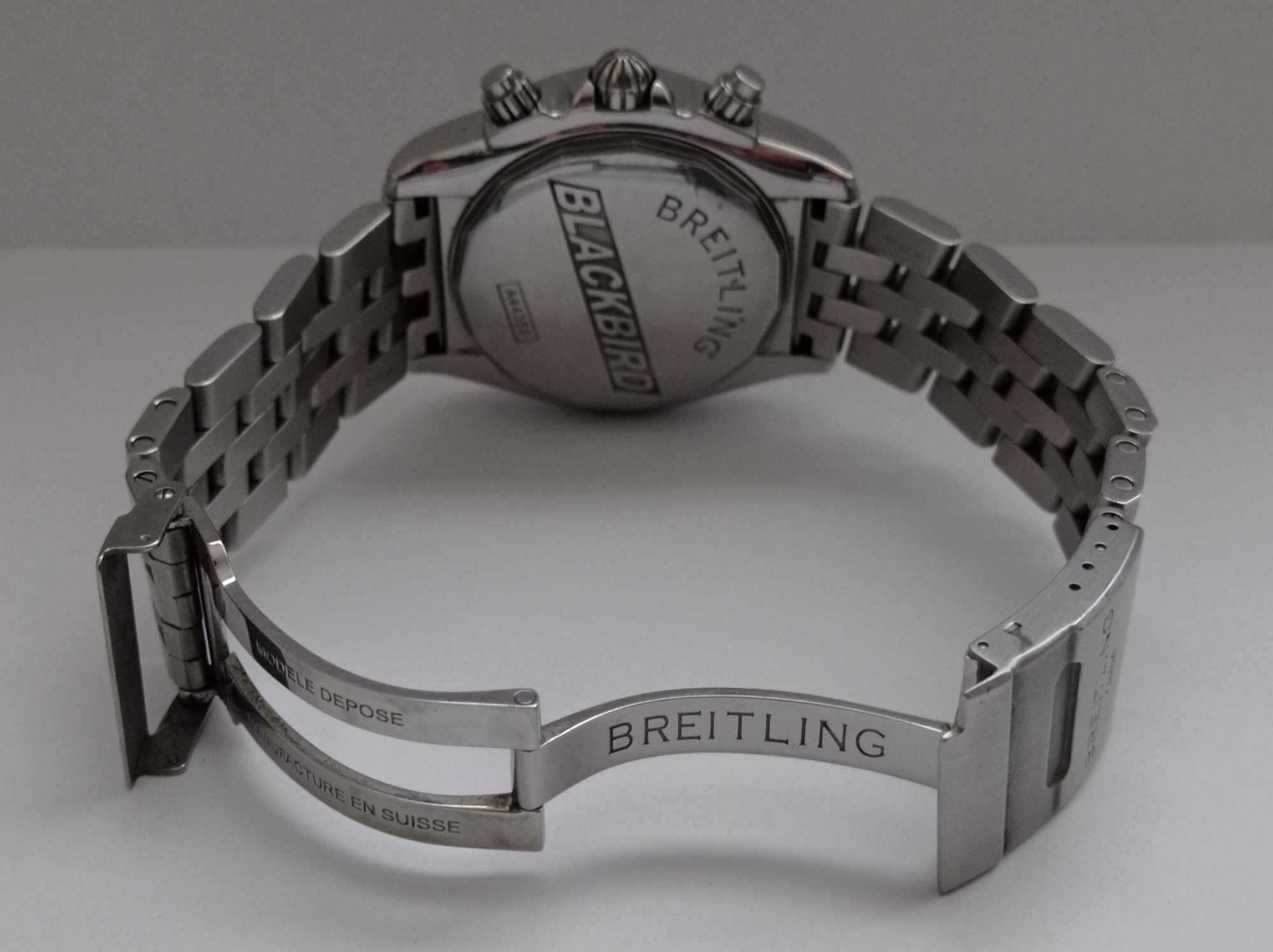 Breitling Chronomat Blackbird 44 Big Date