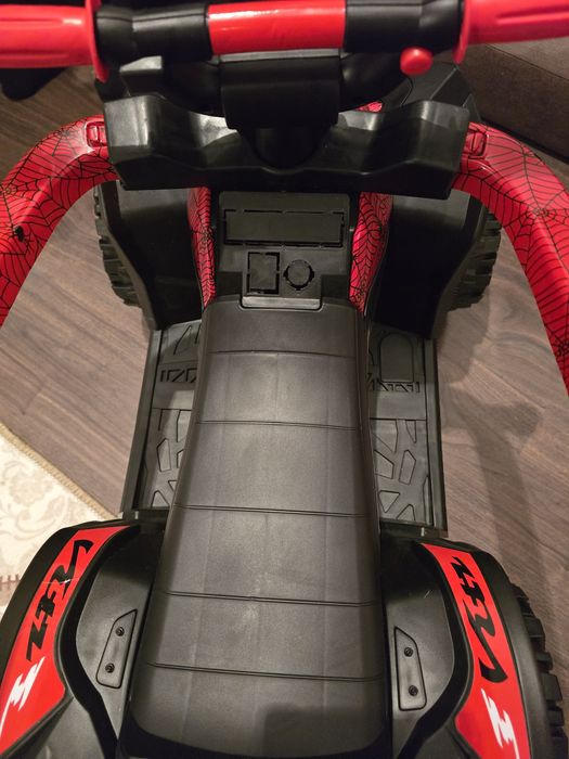CHIPOLINO Ride-on с дръжка и сенник ATV SPIDER
