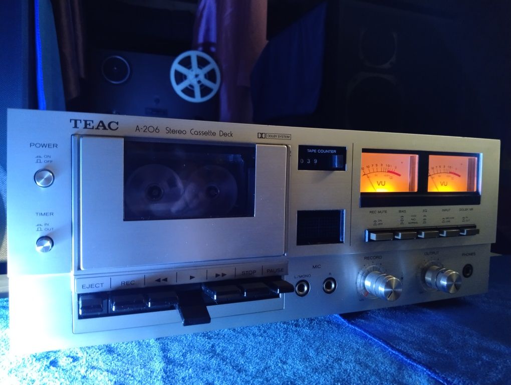TEAC A-206 кассетная дека