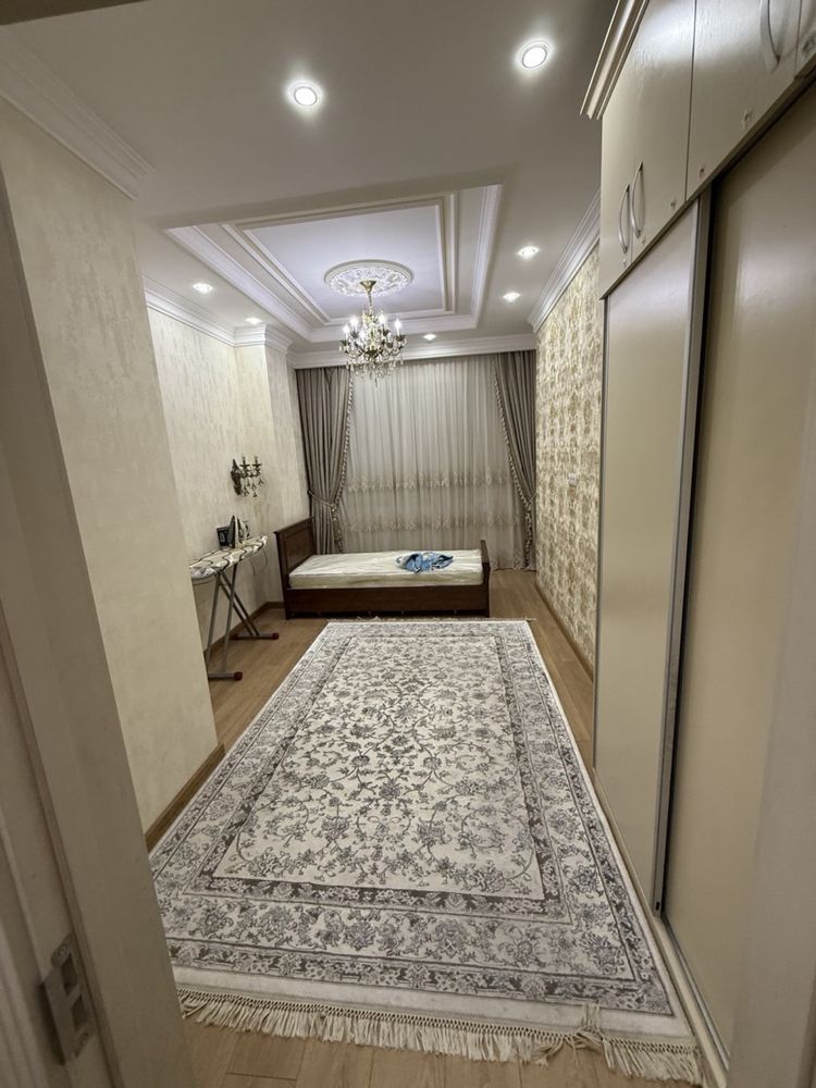 Срочна Аренда кварира из Яккасарой Dream House  2-этаж ,110 метр кв