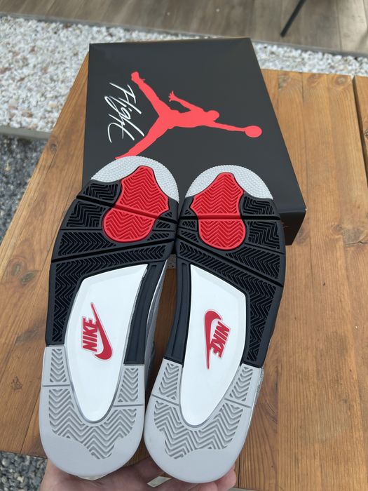 Jordan 4 Retro White Cement