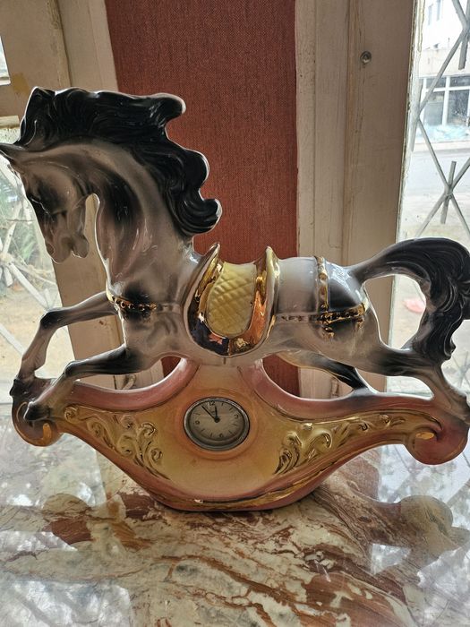 Италианска порцеланова ваза каподимонте