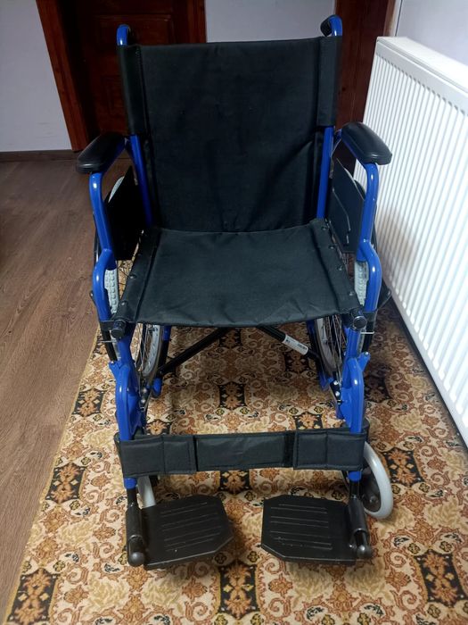 Cărucior pentru persoane cu dizabilități