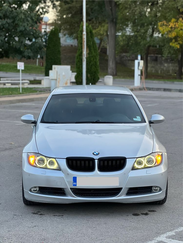 Bmw 325i.