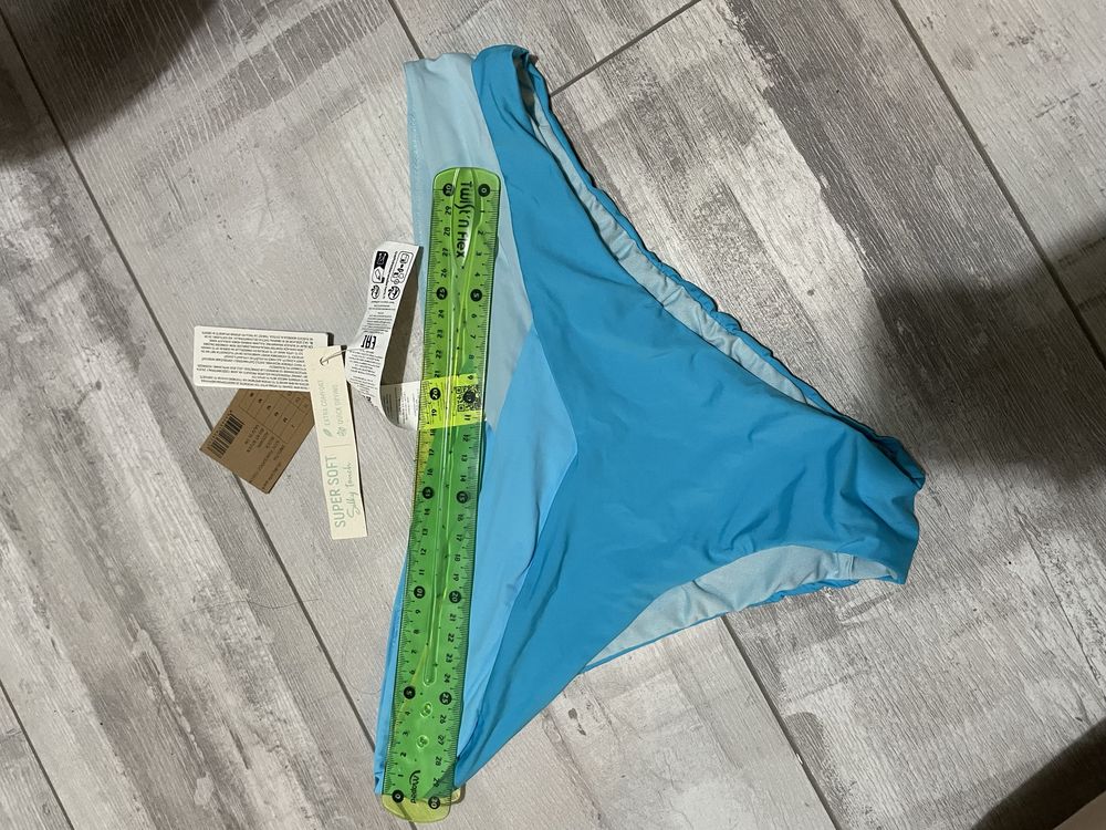Бански Calzedonia - S-M, с етикет