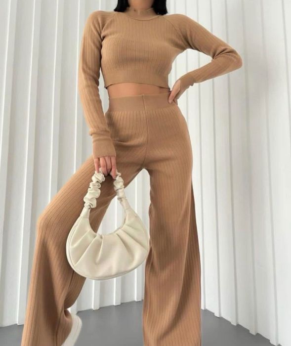 Сет плетиво панталон и блуза