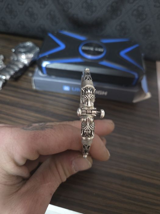 Superba bratara de argint