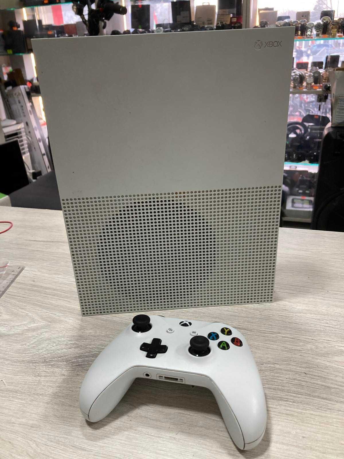 Xbox One S  500GB