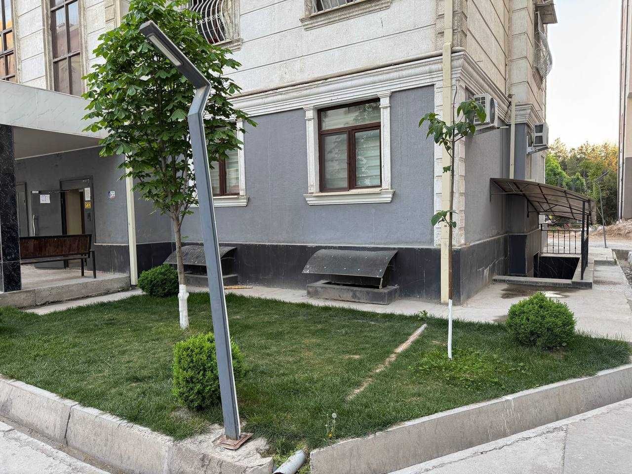 Срочно продам свою 3/1/8 квартиру САМПИ ЖК Модерн Сити Богишамол  70кв