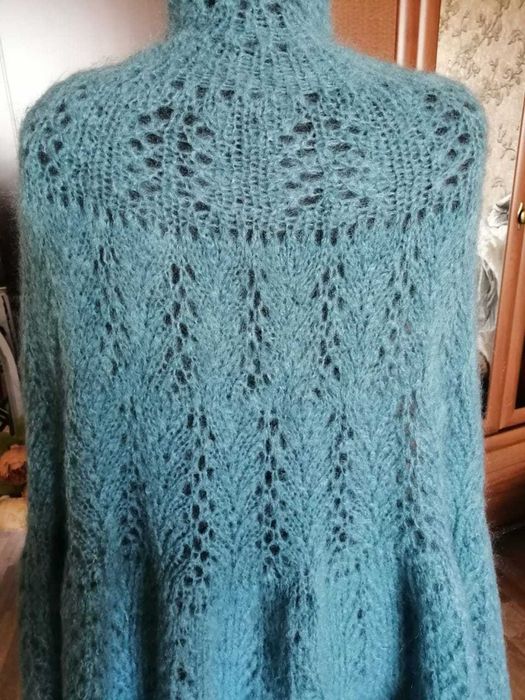 Шаль мохеровая, ручная работа