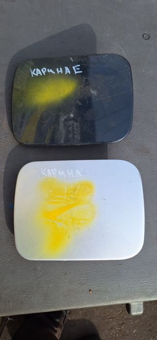 Лючок крышка бензобака Тойота Карина Е Калдина