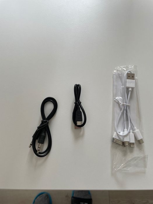 Vand cabluri si conectica PC