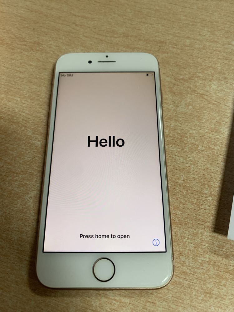 Iphone 8 gold 83 процента батерия