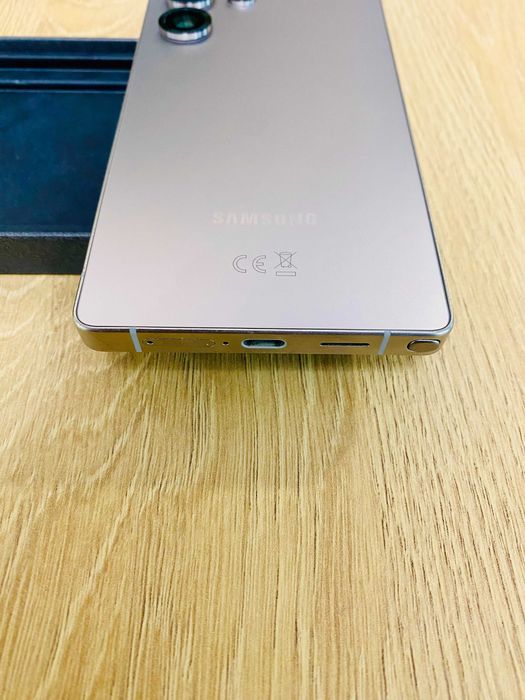 НОВ !!! Samsung Galaxy S25 Ultra, 12GB RAM, 256GB, 5G, Titanium Gray