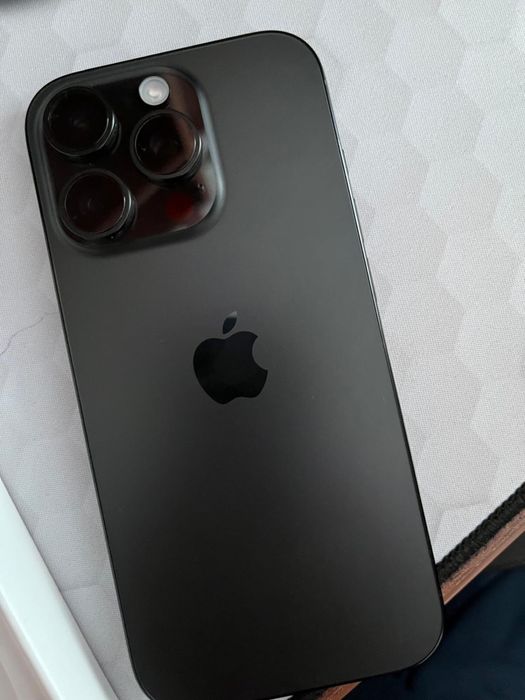 Vand iphone 16 pro URGENT‼️