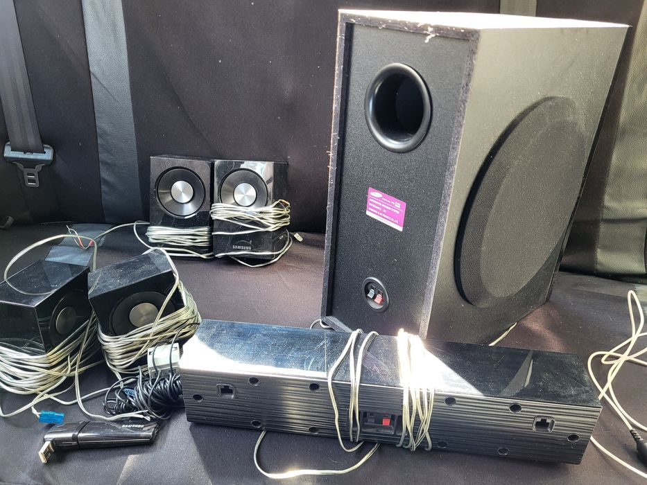 Boxe Samsung cu subwoofer 5+1