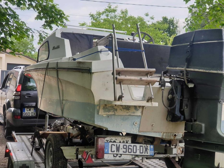 barca cu motor neptune 520