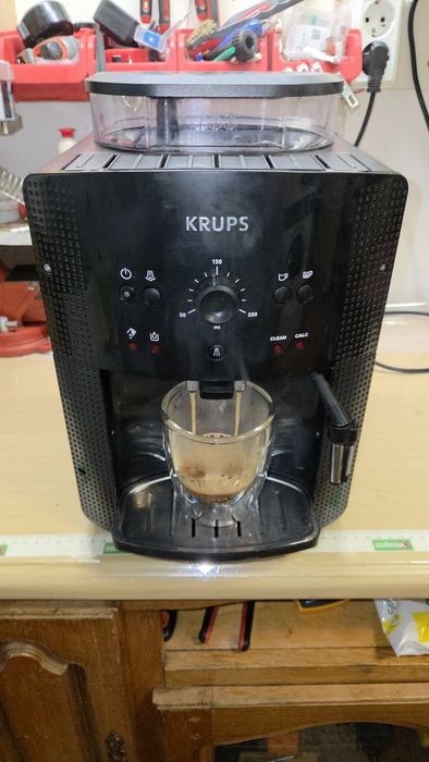 Espressor  automat  Krups EA 81'