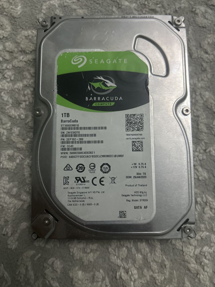 Жесткий диск на 1тб Seagate