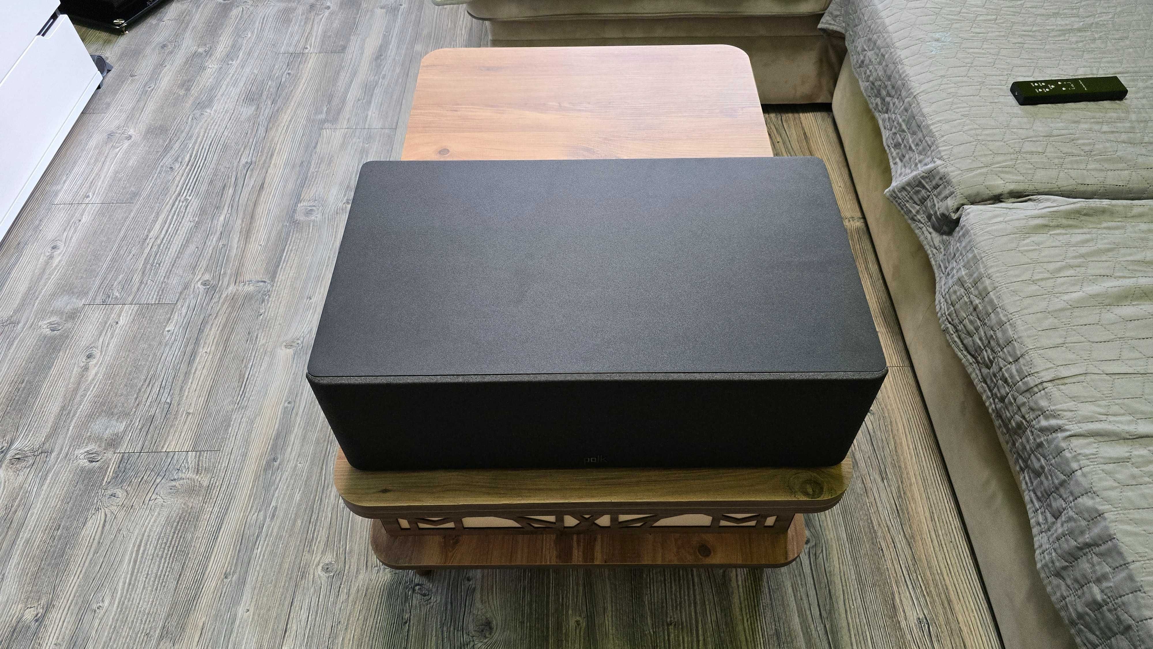 Център Polk R400