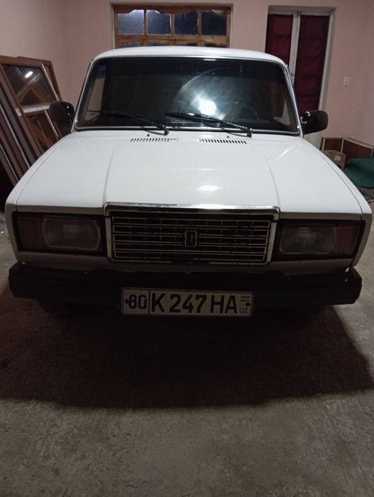 Lada 2107 xolati yaxshi