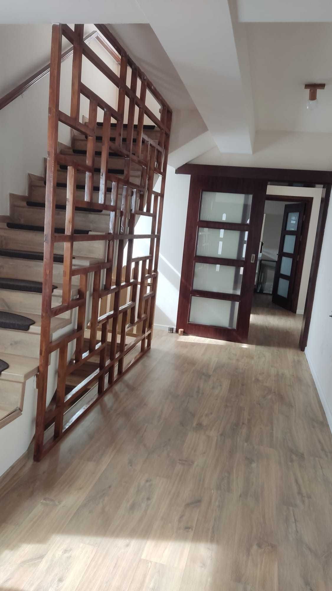 Vilă 380 mp utili – ideal grădiniță, clinică sau birouri – Corbeanca,