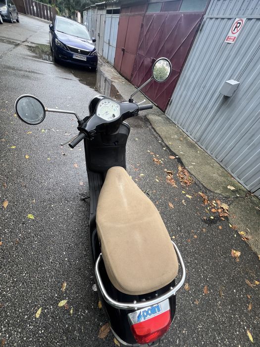Scuter Vespa Lx 50