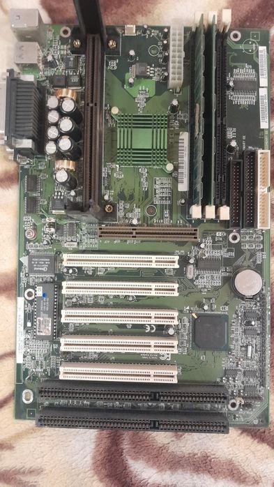 Платки от компютър