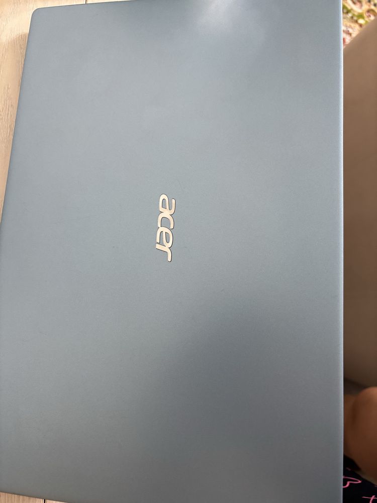 Ультрабук Acer Swift 3 в голубом цвете, core i5
