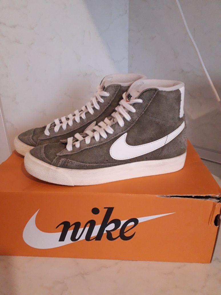 Сникърси Nike Blazer