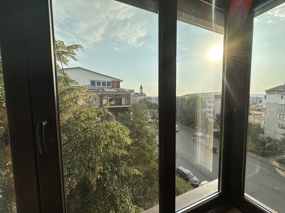 Apartament 4 camere Falticeni 2 Graniceri + 120 mp Mansarda