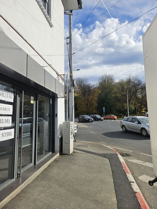 Spatiu comercial de inchiriat