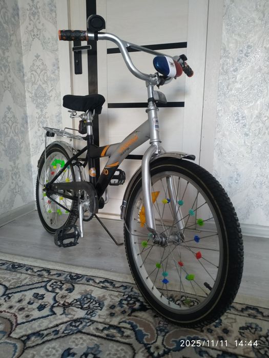 Продается велосипед 20 размер.