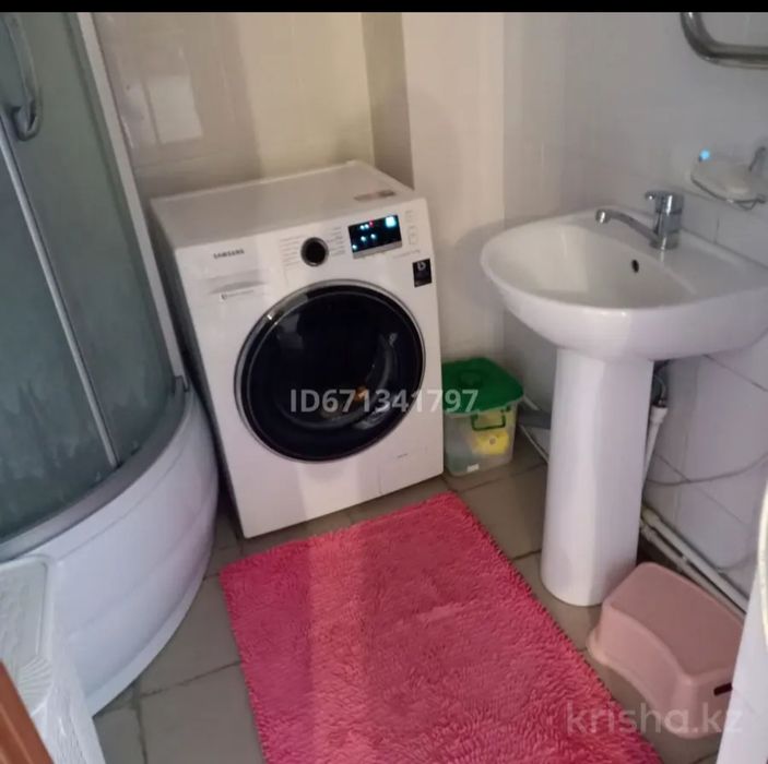 Возьму на подселение парней ,работающих мужчин