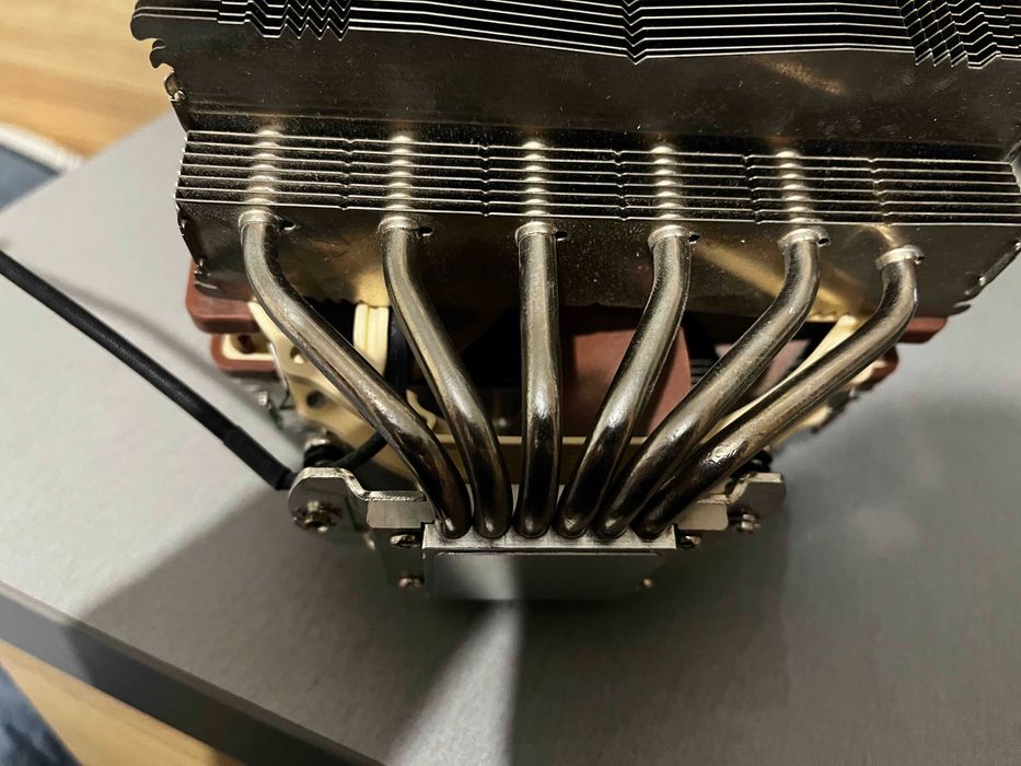 Noctua NH-D15S + 2x LGA1700 mounting kit (възможни липси по китовете)