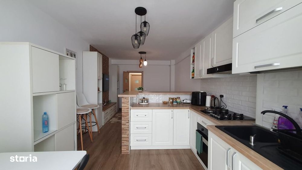 Apartament 3 camere Burdujeni de vanzare