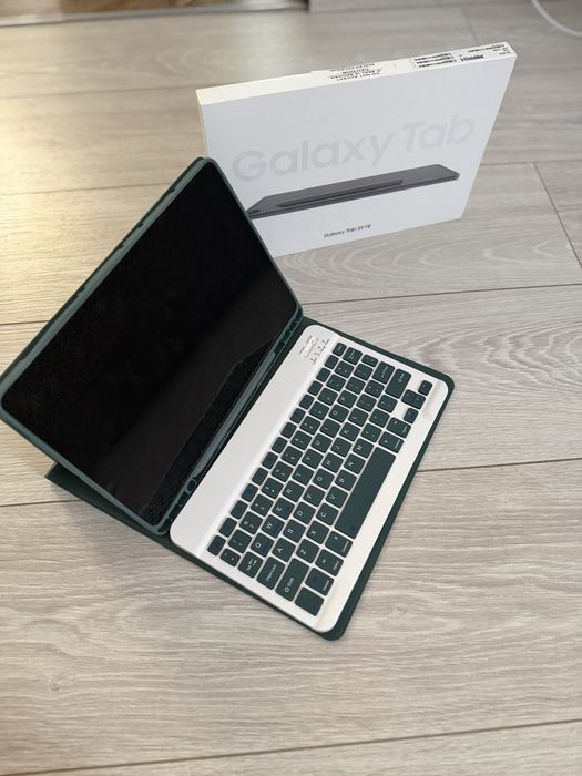 Samsung Galaxy Tab S9 FE, 10.9”, 6GB RAM, 128GB