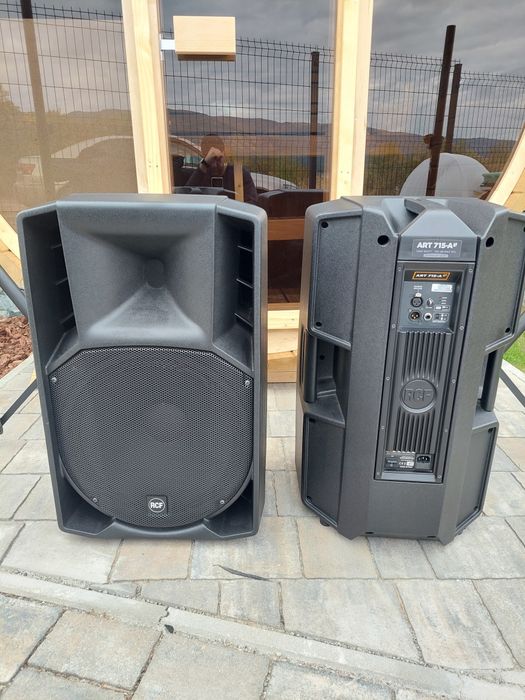 RCF 715 МК4 Стойки

Продавам RCF 715 мк4 и бас RCF 8003 мк2. В