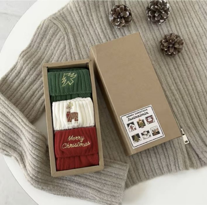 Комлпект новогодних носков