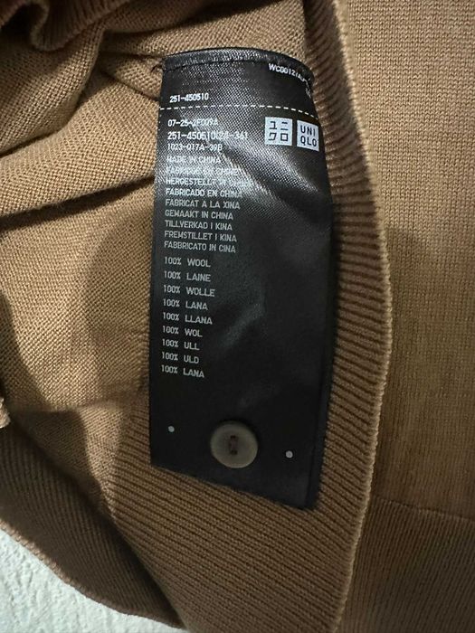 Вълнена жилетка Uniqlo