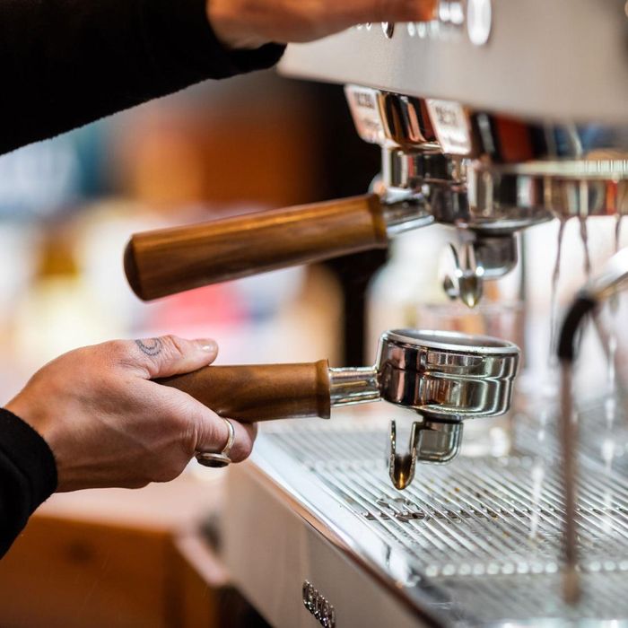 Masina de cafea espressor profesional multiboiler marzocco simonelli