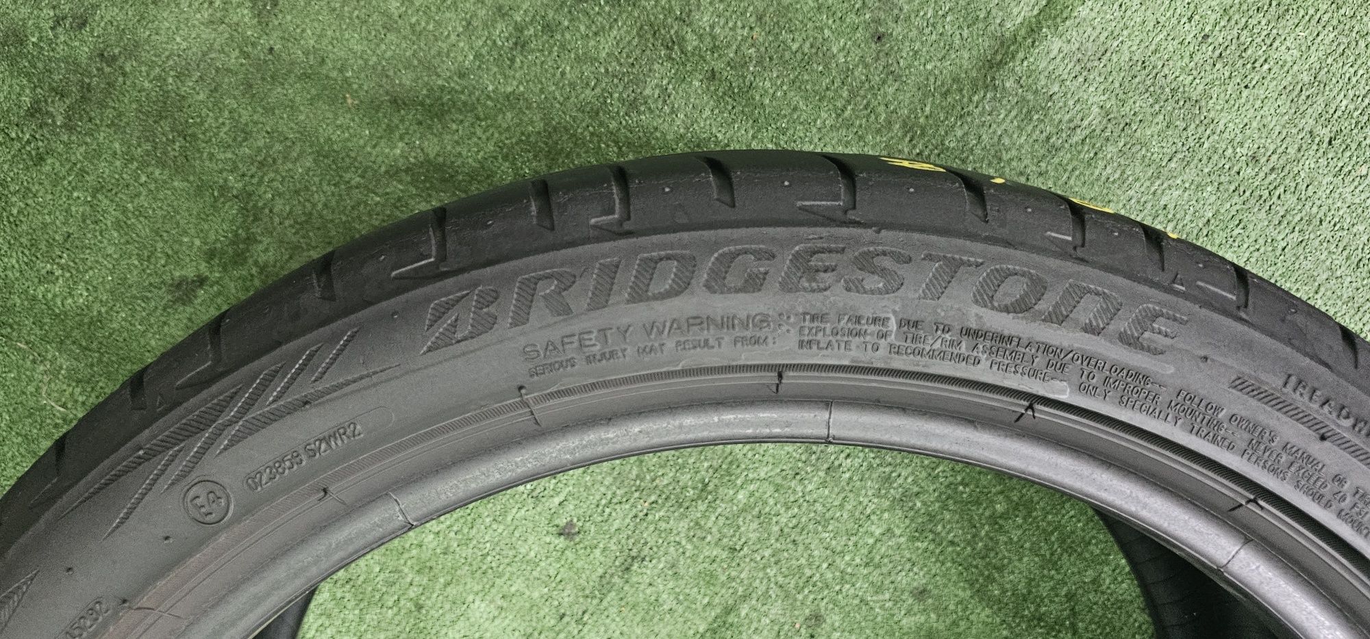 225 40 r18 Bridgestone