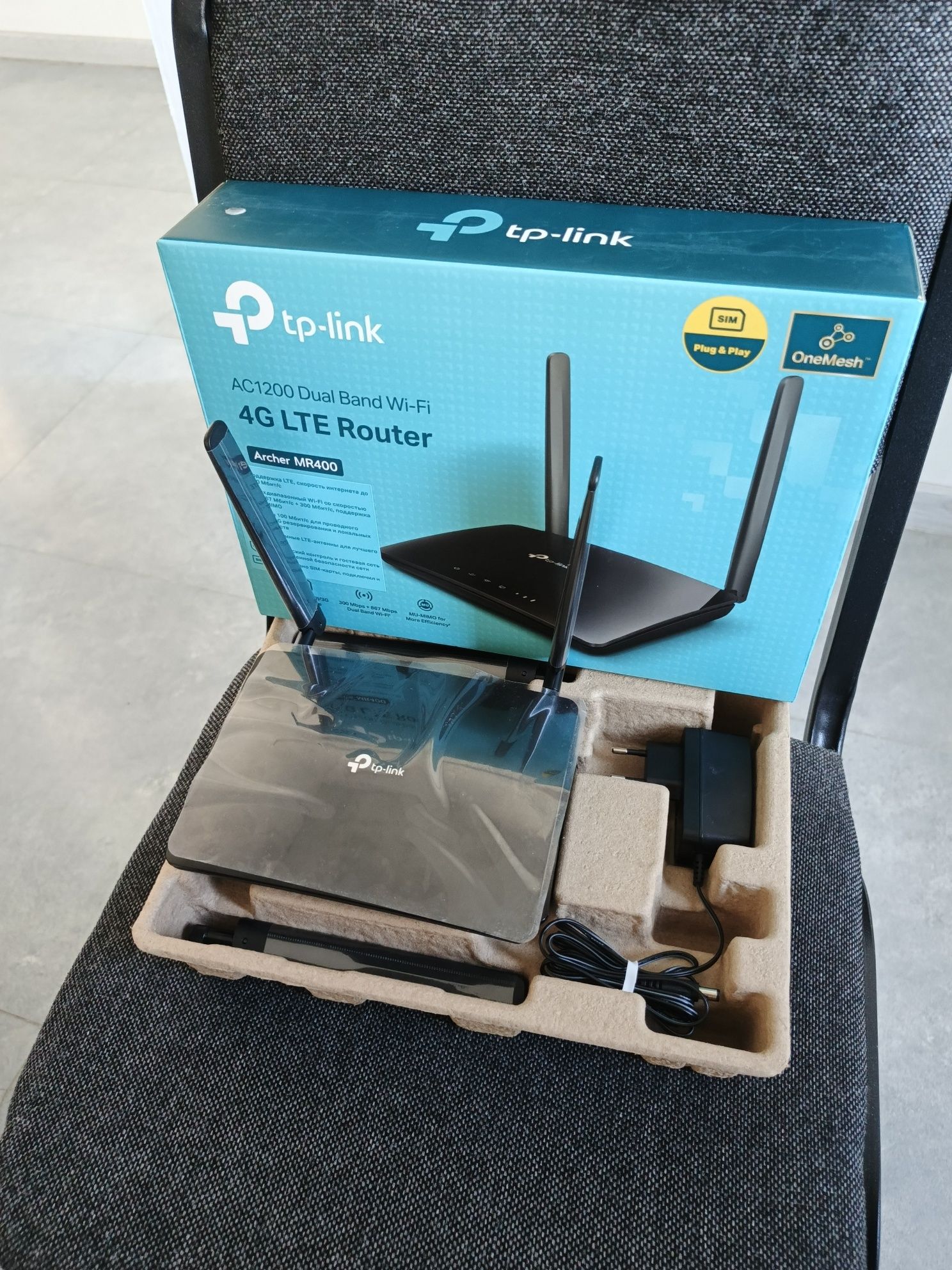 Продаю 4G LTE Wi-Fi роутер TP-Link Archer MR400 (AC1200, Dual Band)