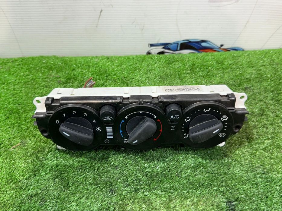 PANOU CENTRAL COMANDA CLIMA FORD FOCUS 1.6 DIESEL 2012 COD OEM 1841574 1896669 2011-2015