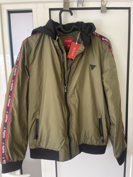 Яке за момче Guess, 14 годишна възраст