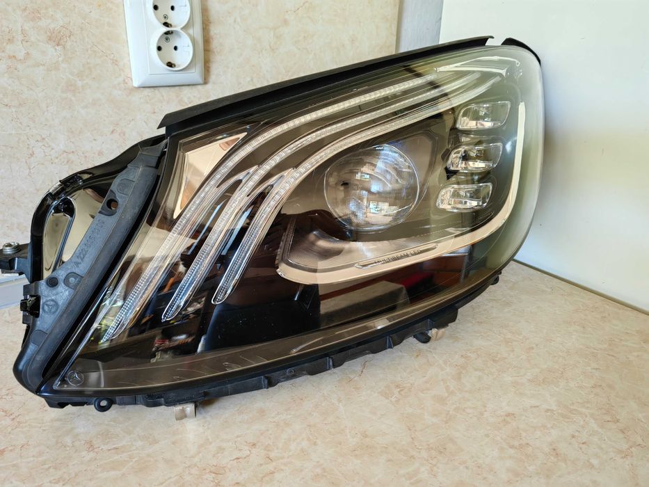 Фар Mercedes W222 S-Classa MULTIBEAM LED ляв / Фар W222 Оригинален