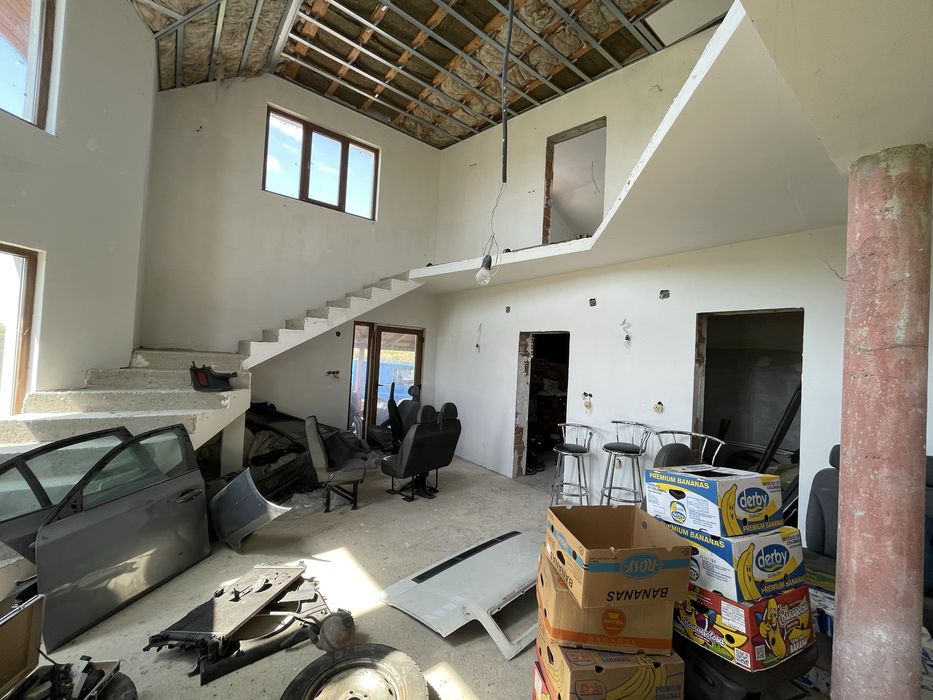 Vand casa cu teren in Bercu Nou