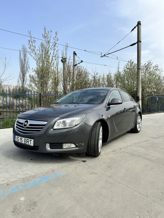 Opel Insignia - Automat - Bi-Xenon